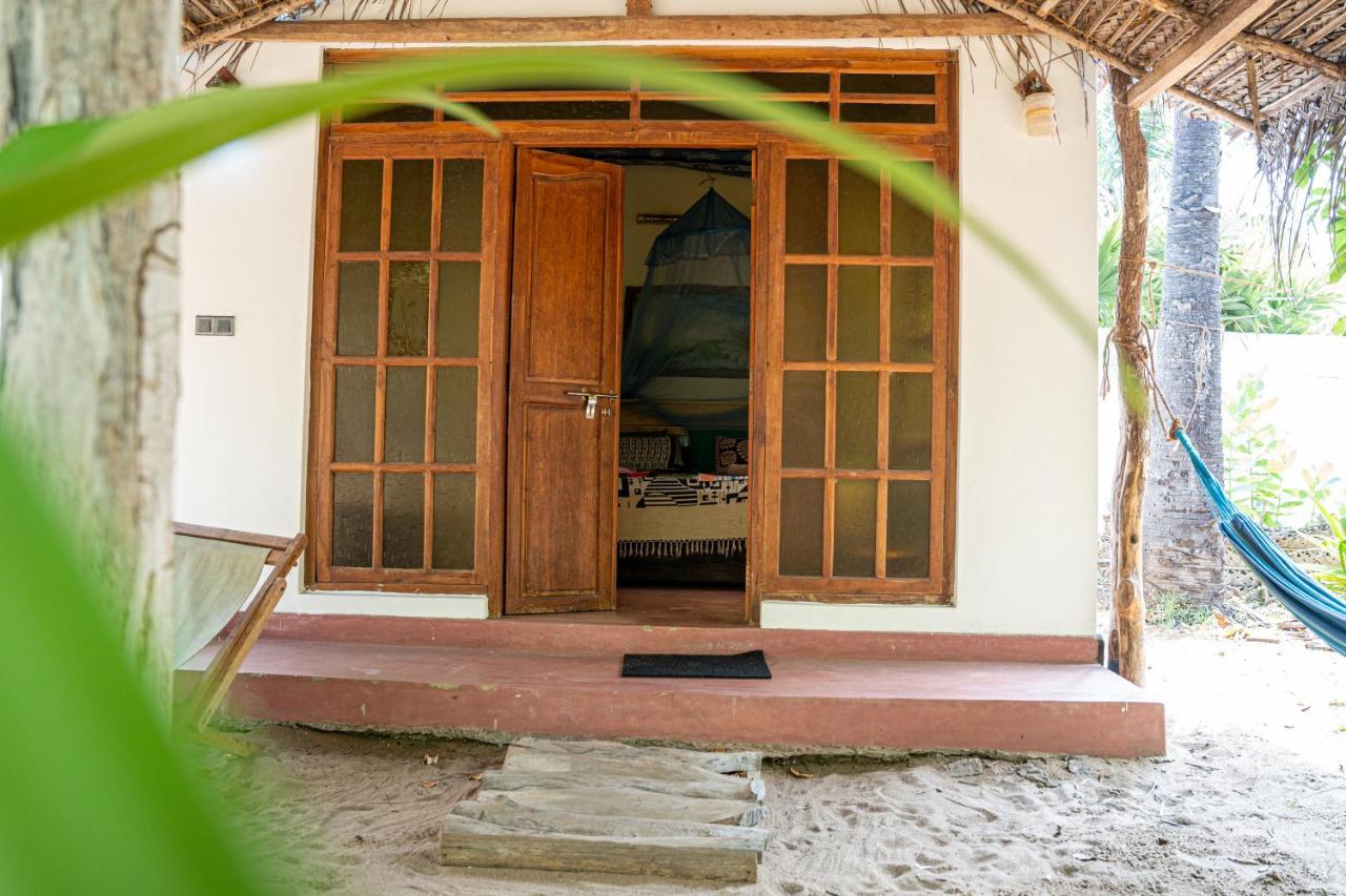 Margarita Kitesurfing School Sri Lanka Hotel Kalpitiya Exterior foto