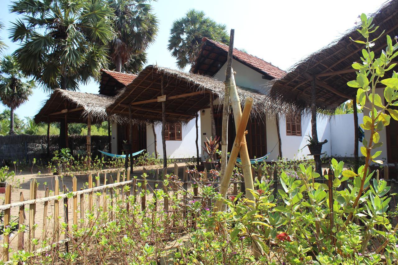 Margarita Kitesurfing School Sri Lanka Hotel Kalpitiya Exterior foto